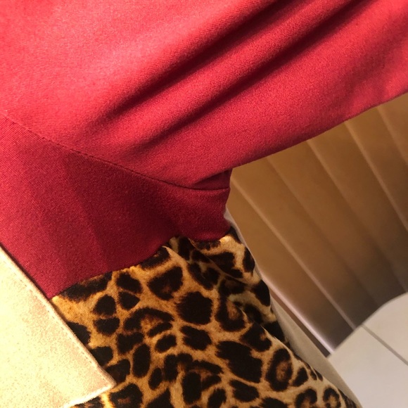 Women’s fall B Famous #USA Leopard print top - Picture 9 of 11